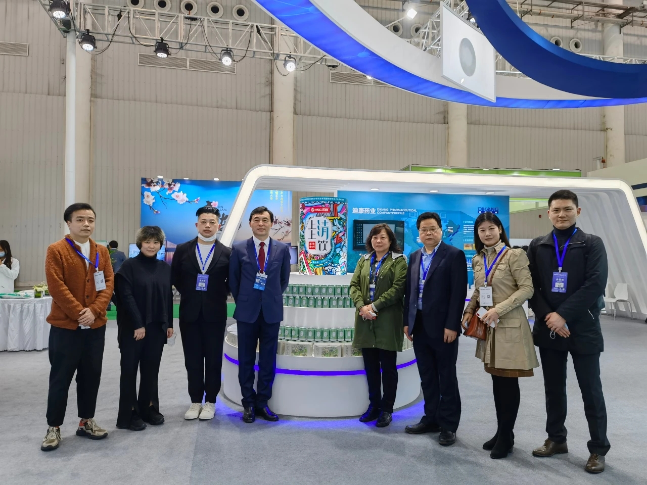 1622602715776793.jpg 196719212434172601.jpg